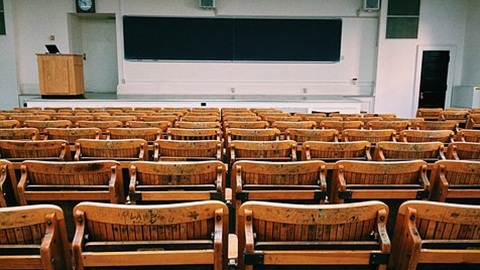 美国留学公立私立学院介绍
