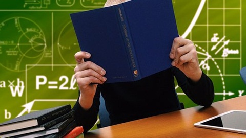 赴美国留学四年申请规划 赴美国留学四年申请规划